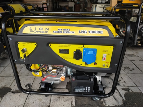 İş Makineleri, Jeneratör, Aksa, Benzinli 10 Kva, En İyi Fiyat Garantisi Sıfır 10 Kva 220 Cıkışlı