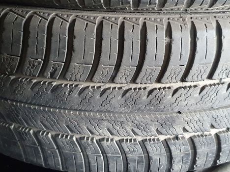 Vasıta, Oto Lastik, 215 55 16 93V Goodyear Vector + Dört Mevsim