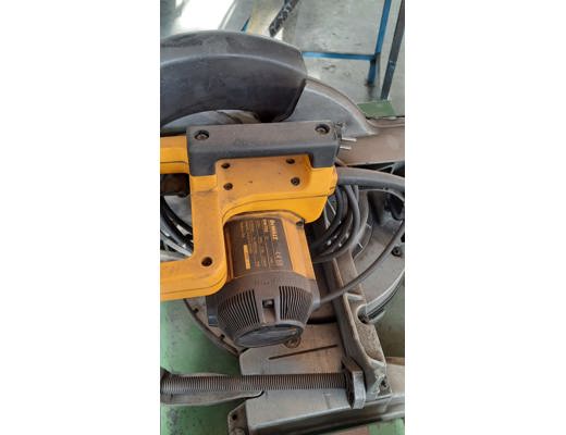 Dewalt Dw705 Dewalt Dw705 İş Makineleri : Dewalt Dw705