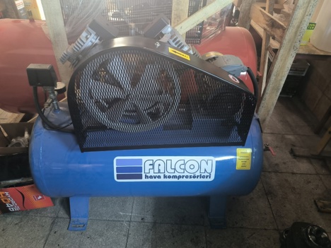 İş Makineleri, 200 Litre Falcon Pistonlu Kompresör