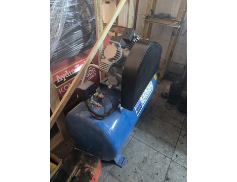 İş Makineleri, 200 Litre Falcon Pistonlu Kompresör
