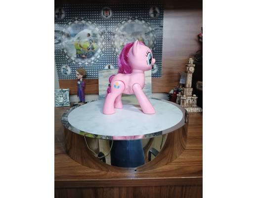 HASBRO PONY NEŞELİ PİNKİE PİE E5106 PONY NEŞELİ PİNKİE  Diğerleri : PONY NEŞELİ PİNKİE PİE E5106