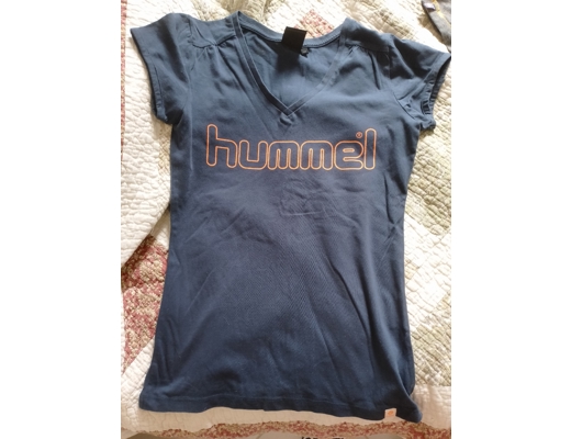 Hummel  x small t-shirt  Hummel , Orjinal Hummel T-shirt ,temiz, x small