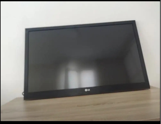 LG 42LV3550 Elektronik Eşya : LG 42LV 3550 full HD televizyon 