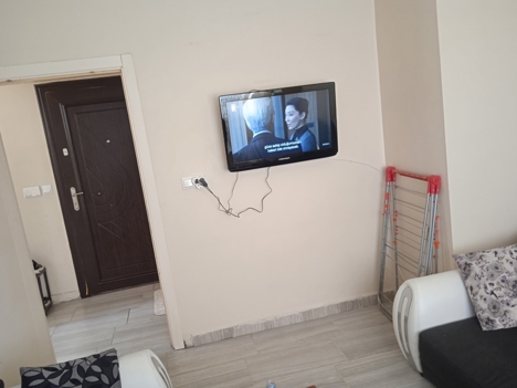 Mobilya, Yatak Odası Mobilyaları, Televizyon İki Tumbo Aynalı Komidin Elektsüpürgesi