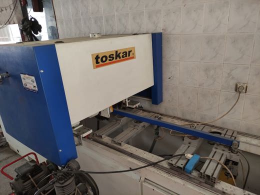 Toskar İş Makineleri : Kapı Kasası Ebatlama Makinesi