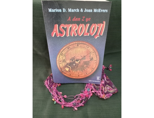 Astroloji  marion D. march & joab McEve Astroloji  Astroloji - marion D. march & joab McEvers