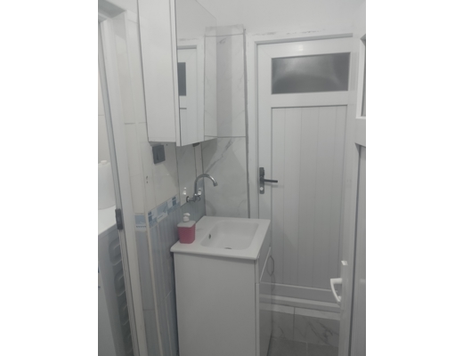 lavabo aynalıgi ve alt dolabı  aynalık ve alt dolabı 