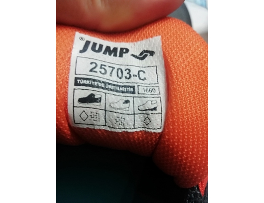 jump  43 spor ayakkabı  Giyim Eşyası : orijinal jump marka spor ayakkabı 43 numara 