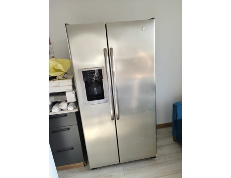 Beyaz Eşya, Acil Hotpoint Buzdolabı