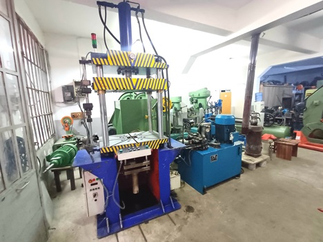 İş Makineleri, Pres (Metal), 60 Ton Çift Tesir 68 X 60 Hidrolik Pres