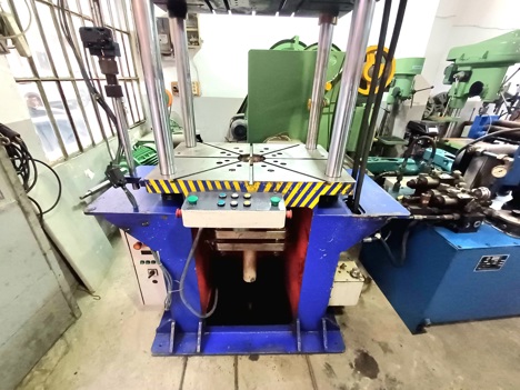 İş Makineleri, Pres (Metal), 60 Ton Çift Tesir 68 X 60 Hidrolik Pres