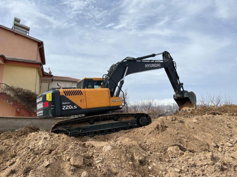 İş Makineleri, Ekskavatör, 2023 Hyundai 220 L5-Yeni Seri, Paletli Eskavator, 2023 Hyundai 220 L5-@ Blue Suz-532 303 0550