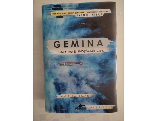 Gemina Amie Kauffman Kitap (ilk baskı) Gemina, Amie Kauffman