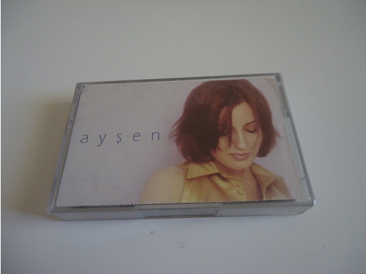 Ayşen Uzaktan Geldim Kaset Müzik, Film (Plak,Cd, Dvd) : Ayşen - Uzaktan Geldim Kaset Temiz