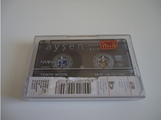 Ayşen Uzaktan Geldim Kaset Müzik, Film (Plak,Cd, Dvd) : Ayşen - Uzaktan Geldim Kaset Temiz