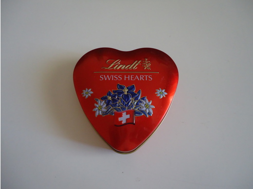 Lindt Metal Kutu Lindt, Lindt Metal Kalp Çikolata Kutusu 10 cm.