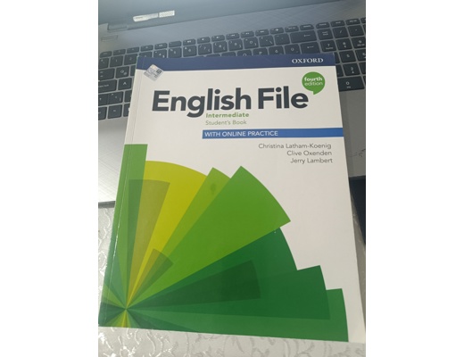 English file / intermediate student's bo Olive oxenden jerry lambert Kitap, Dergi : English file / intermediate student's bo