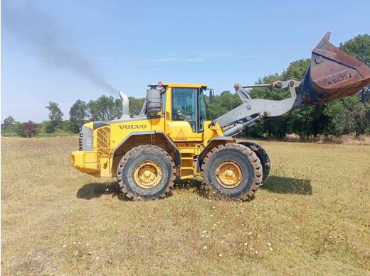 Volvo 2015 Volvo  L 120 F-Revizeli Lastikli Loder Volvo İş Makineleri : 2015 Volvo L120 F-Revizyonlu-532 303 0550