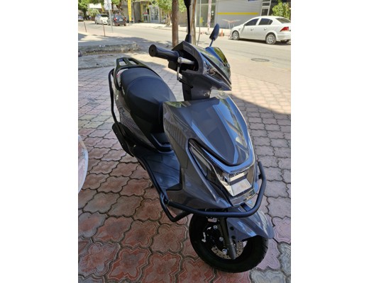 Kuba Space 50 Pro Scooter Vasıta : 2024 Trafiğe Çıkış Nardo Gri Space 50 Pro Satılık