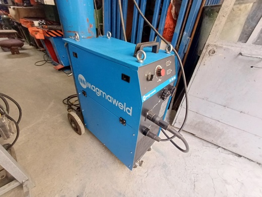 İş Makineleri : 300 AMPER MAGMAWELD RS 300 MK GAZALTI KAYNAK