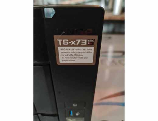 Bilgisayar : QNAP TS-X73 NAS 