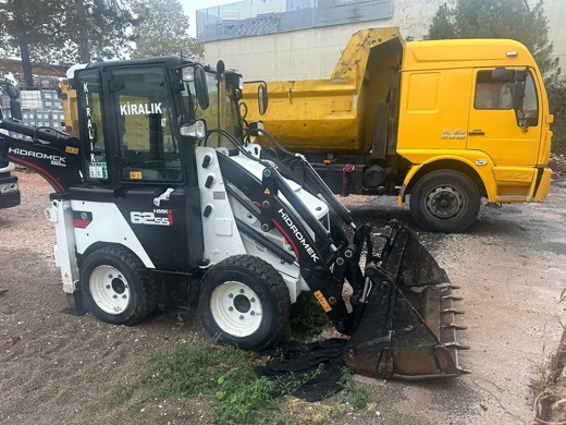 Hidromek HMK 62 ss KIRICILI MİNİ BEKO LODER İş Makineleri : 2023 HİDROMEK 62 ss-MTB KIRICILI-0532 303 0550