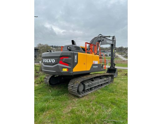 Volvo VOLVO EC 200 EL PALETLİ ESKAVATOR İş Makineleri : 2024 VOLVO EC 200 EL.OTO.YAĞLAMALI-0532 303 0550