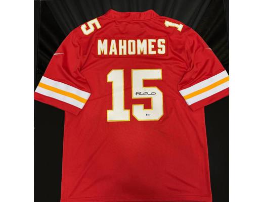 NFL JERSEY PATRICK MAHOMES #15 El İmzalı BAS COA