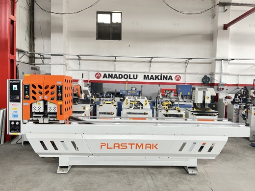 PLASTMAK MARKA PVC MAKİNALARI  İş Makineleri : PLASTMAK PVC ÇİFT KAFA KIL KAYNAK BAKIMLI