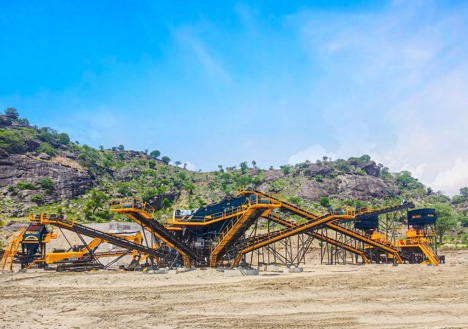 İş Makineleri, Konkasör, Fabo, 200-350 Tph, 200-350 T/H Kırma Eleme Tesisi | Stoktan Teslim