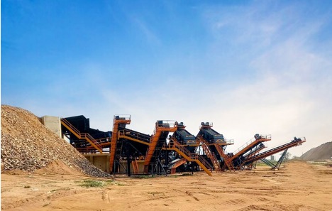 İş Makineleri, Fabo, 200-350 Tph, Kırma Eleme Tesisi , Apron ve Wobbler Besleyicili Sabit Konkasör Tesisi