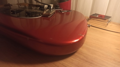 Müzik Aletleri, Diğer Çalgılar, Acil Rockson Elektro Gitar