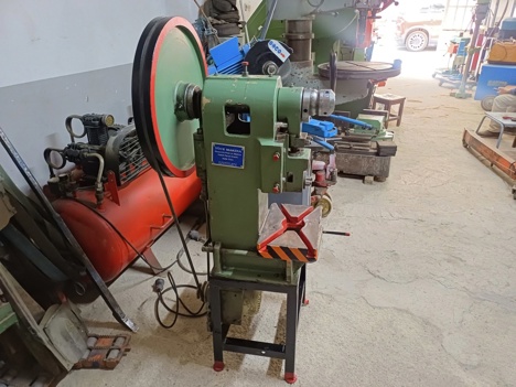 İş Makineleri, Pres (Metal), Yüce Makina, 10 Ton Arkadan Volant Pres