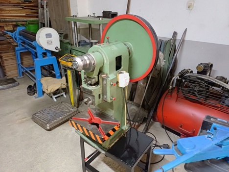 İş Makineleri, Pres (Metal), Yüce Makina, 10 Ton Arkadan Volant Pres