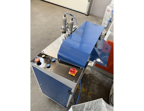 İş Makineleri, Alıştırma Makinaları (Pvc), Özgenç Marka, Alüminyum Makinaları , Özgen Marka Alüminyum Pvc Otomatik Kertme Oto