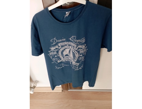 Giyim Eşyası, Erkek T-Shirt, Farklı Bedenlerde, Erkek Tişörtleri , Farklı Renk ve Beden Tişörtler