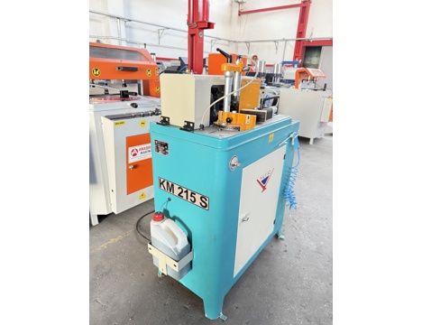 İş Makineleri, Alıştırma Makinaları (Pvc), Yılmaz Makina , Alüminyum Makinaları , Yılmaz Marka Otomatik Alüminyum Kertme