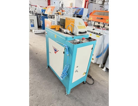 İş Makineleri, Alıştırma Makinaları (Pvc), Yılmaz Makina , Alüminyum Makinaları , Yılmaz Marka Otomatik Alüminyum Kertme