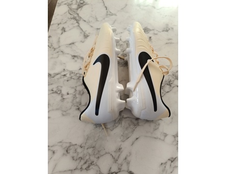 Giyim Eşyası, Diğer Giyim Eşyaları, Nike Tiempo Legend 10 Krampon