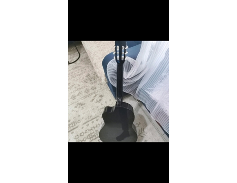 Müzik Aletleri, Sıfır Kullanılmamış Gitar