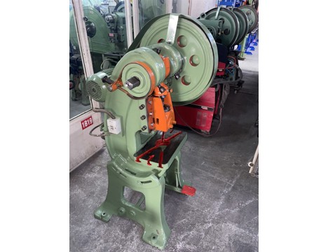 İş Makineleri, Pres (Metal), 10 Tonluk Eksantrik Pres Tezgahı