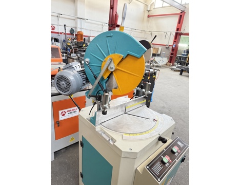 İş Makineleri, Kesme Makinaları (Pvc), Anadolu Makina , Alüminyum Makinaları , Alüminyum Üstten Profil Kesim 400 Lük Yeni