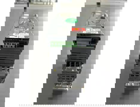 İş Makineleri, Invertör, Sıfır Schneider Atv310h075n4e 0.75Kw Sürücü