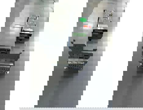 İş Makineleri, Invertör, Schneider Altivar 310 Atv310hu75n4e 7.5Kw Sürücü