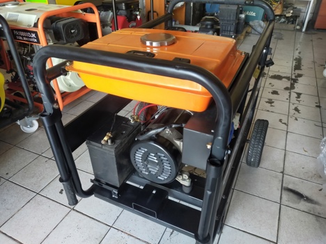 İş Makineleri, Jeneratör, Aksa, 0541 548 70 78, Kırşehrli Memet Usta Dizel 9 Kva 220 Cıkşlı Marşlı