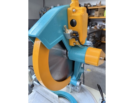 İş Makineleri, Komple Pvc Makinaları, Anadolu Makina , Alüminyum Makinaları , 220 Volt Alüminyum Üstten Profil Kesim 400 Lük 