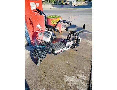 Spor Eşyaları, Şehir Bisikleti, Trek, 2021, Motolux F7, Acill Satılık Sıfır Motor Tertemiz Yazılımlı