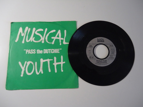 Müzik, Film (Plak,Cd, Dvd), Reggae, Musical Youth - Pass The Dutchie 45Lik Tertemiz