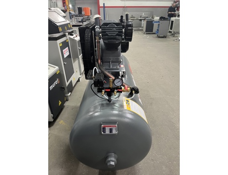İş Makineleri, Kompresör, Kompresör , Dalgakıran Marka 500 Litre 5.5 Hp 8 Bar Yeni